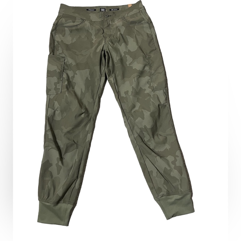 NWT Prana Halle Jogger II (Size 4RG)